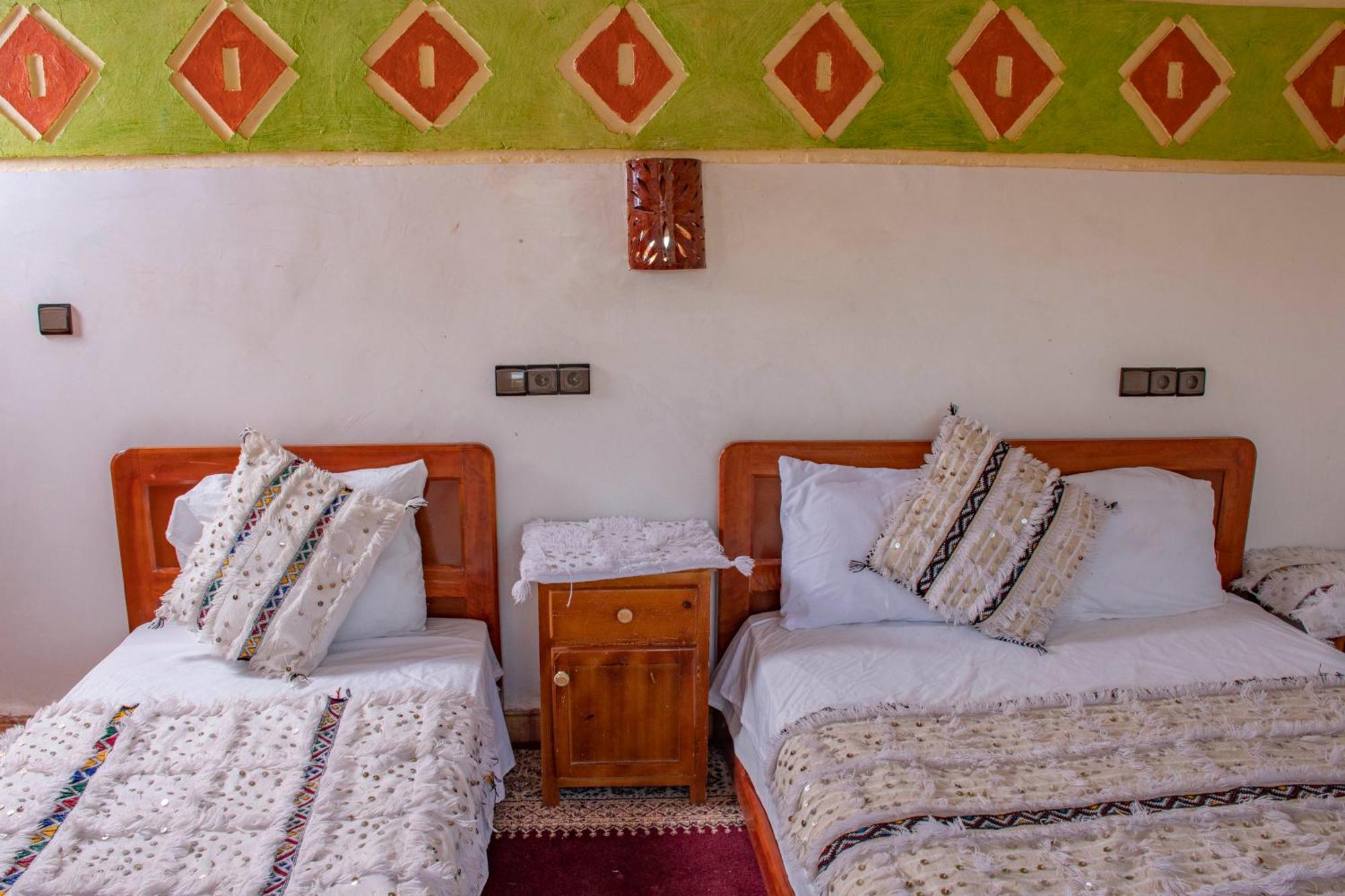 Bou Drarar Hotel Awayou מראה חיצוני תמונה