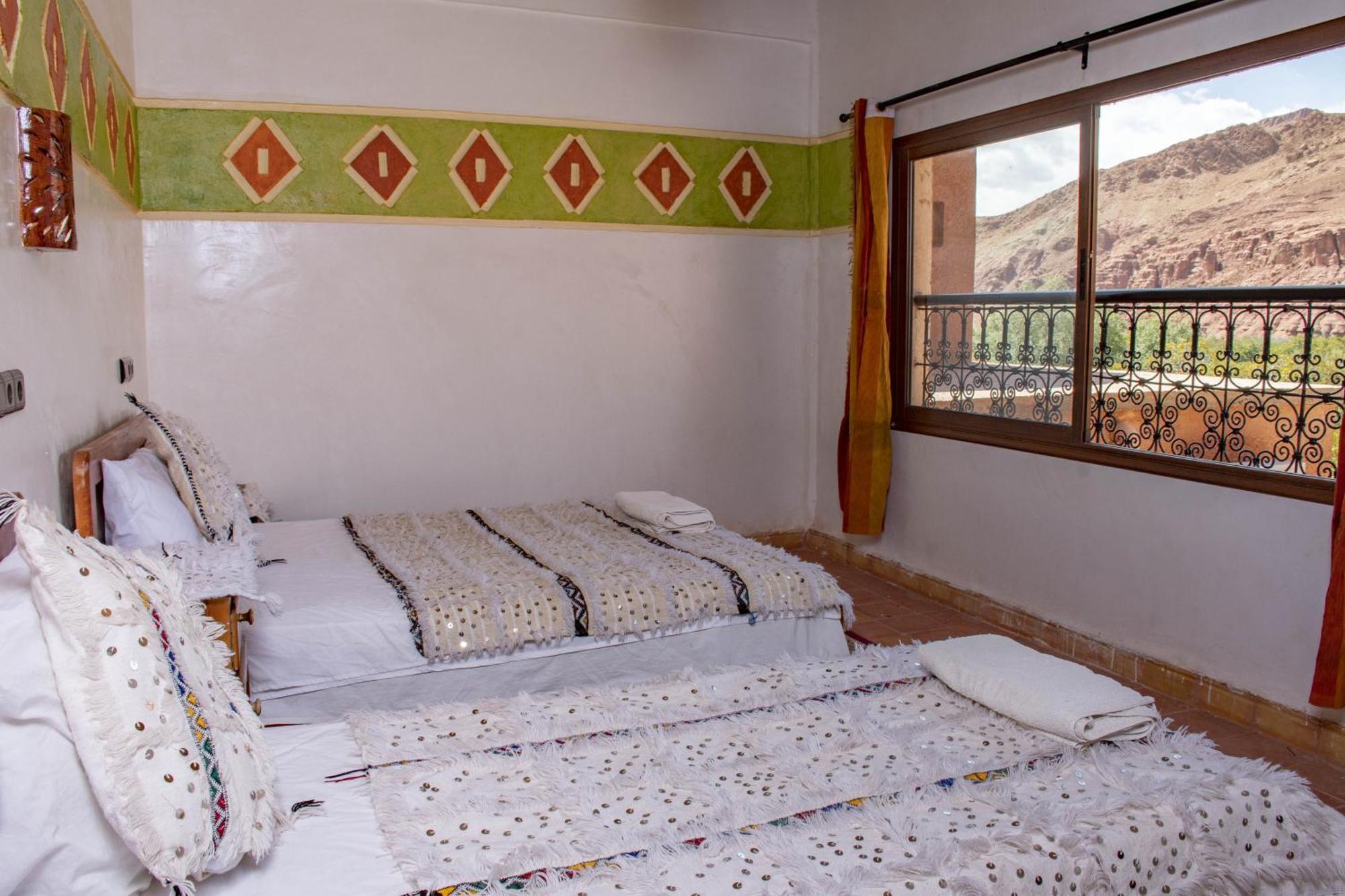 Bou Drarar Hotel Awayou מראה חיצוני תמונה