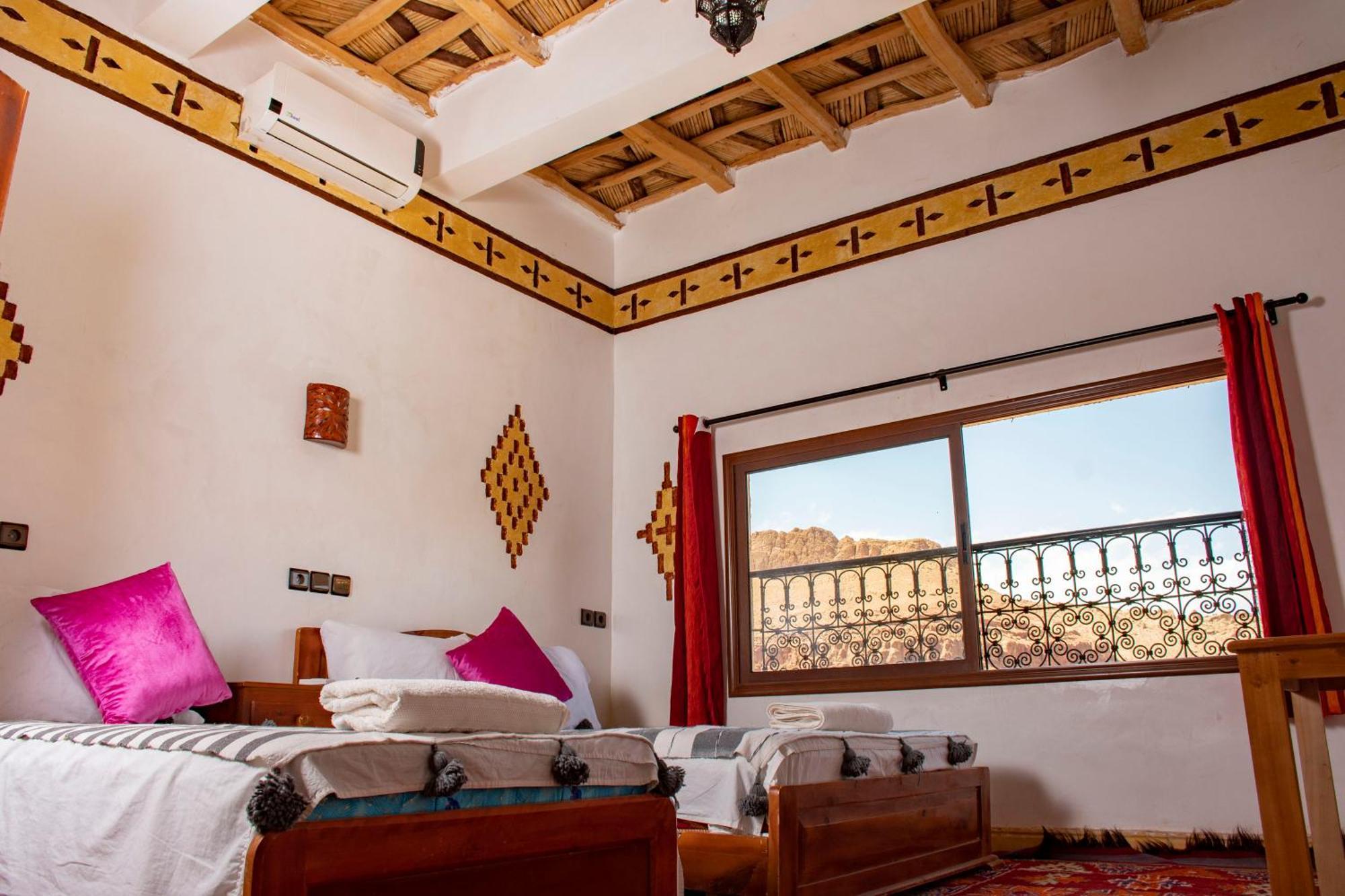 Bou Drarar Hotel Awayou מראה חיצוני תמונה