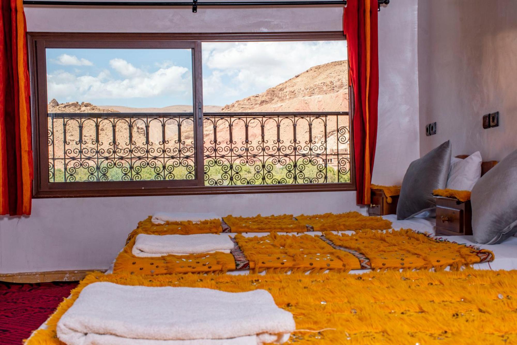Bou Drarar Hotel Awayou מראה חיצוני תמונה