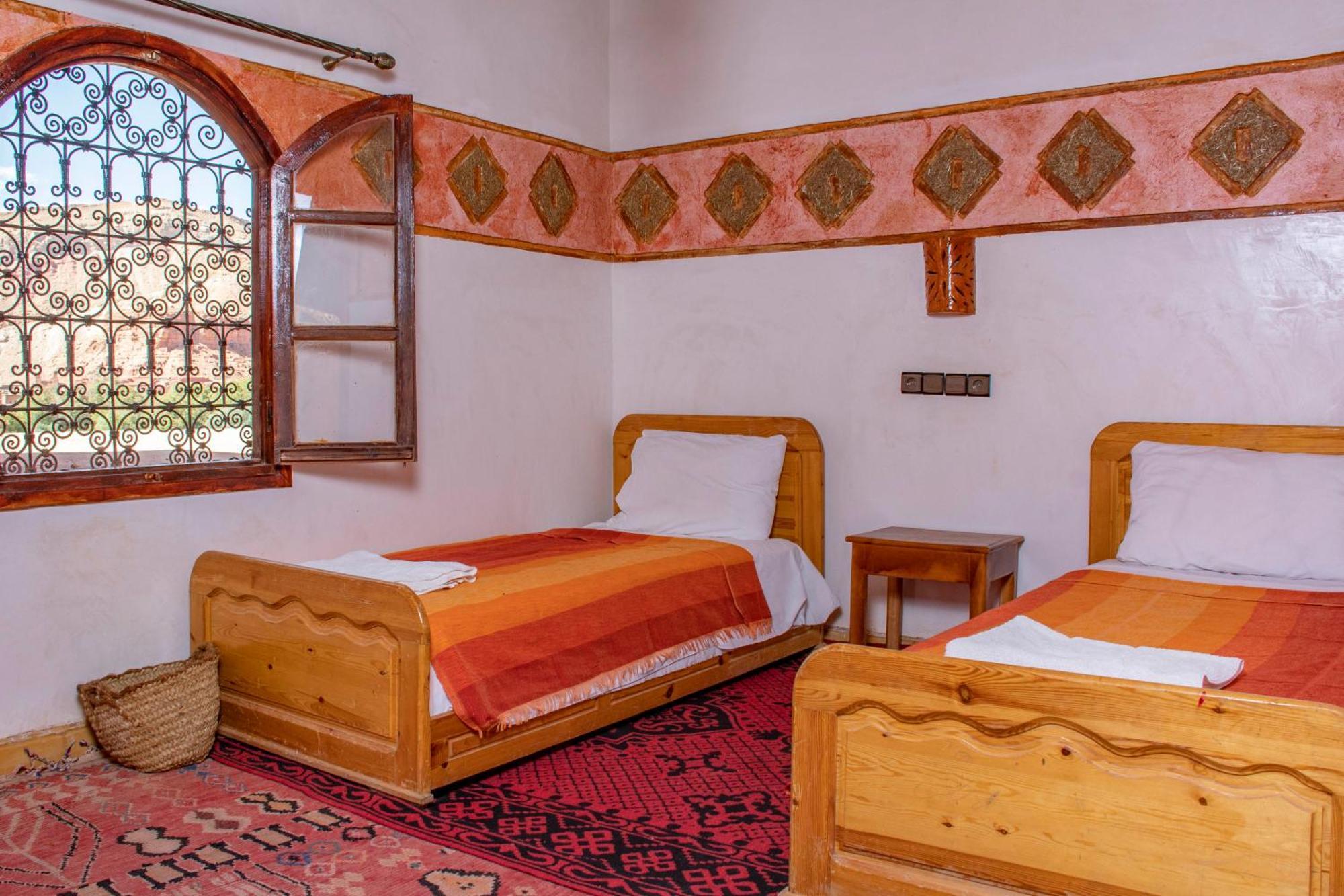 Bou Drarar Hotel Awayou מראה חיצוני תמונה